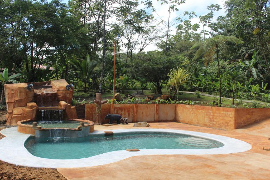 Hotel Catarata Rio Celeste ビハグア エクステリア 写真
