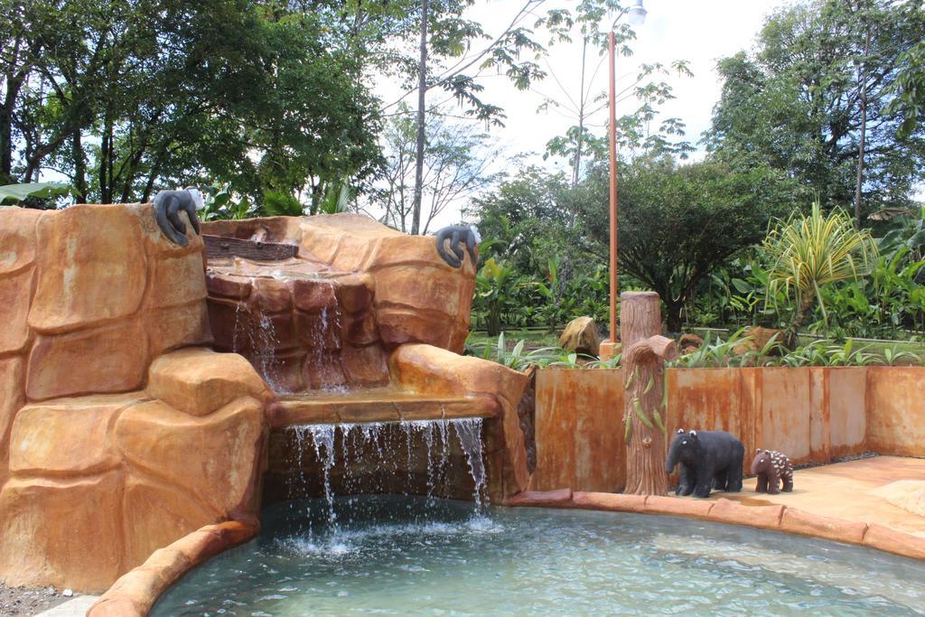 Hotel Catarata Rio Celeste ビハグア エクステリア 写真