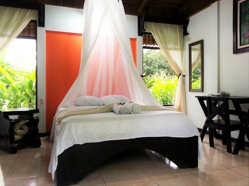 Hotel Catarata Rio Celeste ビハグア エクステリア 写真