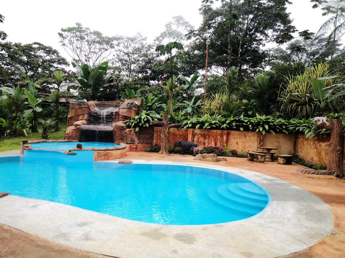 Hotel Catarata Rio Celeste ビハグア エクステリア 写真