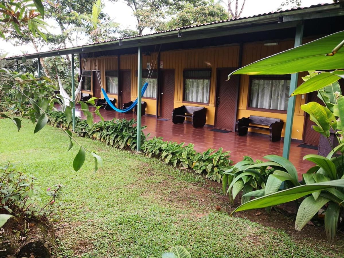 Hotel Catarata Rio Celeste ビハグア エクステリア 写真
